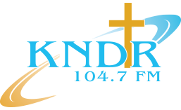 KNDR.FM 104.7 FM Logo